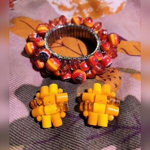 Cha Cha Beaded ☆Candy Corn☆ MCM Bracelet with Germany Stamped Earrings *VTG SET*